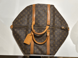 LOUIS VUITTON ：モノグラムキーポル 50など4点（群馬県みどり市よりご来店・店頭買取）｜ブランド品の高価買取なら【バイセル】