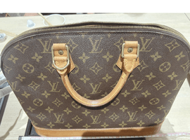 LOUIS VUITTON ：モノグラムアルマなど4点