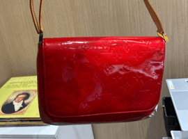 LOUIS VUITTON ：ヴェルニトンプソンストリートなど3点（熊本県熊本市中央区よりご来店・店頭買取）｜ブランド品の高価買取なら【バイセル】