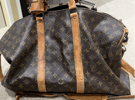 LOUIS VUITTON ：モノグラムキーポル バンドリエール 50など10点（神奈川県横浜市鶴見区よりご来店・店頭買取）｜ブランド品の高価買取なら【バイセル】