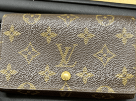 LOUIS VUITTON ：モノグラムポルト モネ ビエ トレゾールなど3点（兵庫県宝塚市よりご来店・店頭買取）｜ブランド品の高価買取なら【バイセル】