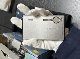 コンパクトデジタルカメラ／Nikon：coolpixS6など3点