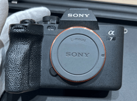 デジタルカメラ／SONY：α7IV ボディ ILCE-7M4など3点