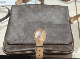 LOUIS VUITTON ：モノグラムカルトシエール GMなど4点（兵庫県神戸市兵庫区よりご来店・店頭買取）｜ブランド品の高価買取なら【バイセル】