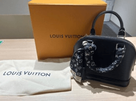 LOUIS VUITTON ：エピアルマ BBなど3点