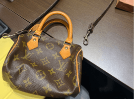 LOUIS VUITTON ：モノグラムミニスピーディなど14点（大阪府藤井寺市よりご来店・店頭買取）｜ブランド品の高価買取なら【バイセル】