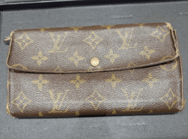 LOUIS VUITTON ：モノグラムポシェット ポルト モネ クレディなど4点