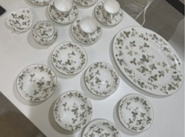 ウエッジウッドなど2点