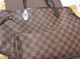 LOUIS VUITTON ：モノグラムネヴァーフルなど5点