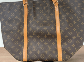 LOUIS VUITTON :モノグラムサックショッピングなど5点