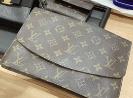 LOUIS VUITTON ：モノグラムポシェットラバなど6点（神奈川県座間市よりご来店・店頭買取）｜ブランド品の高価買取なら【バイセル】