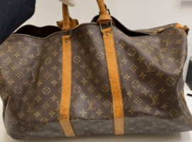 LOUIS VUITTON ：モノグラムキーポルバンドリエール55など3点
