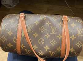 LOUIS VUITTON ：モノグラムパピヨン26など3点（愛知県尾張旭市よりご来店・店頭買取）｜ブランド品の高価買取なら【バイセル】
