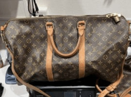 LOUIS VUITTON ：モノグラムキーポルバンドリエール50など4点