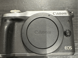 デジタルカメラ／Canon：EOS M6 ボディ シルバーなど13点