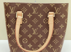 LOUIS VUITTON ：モノグラムカバ・ピアノなど3点