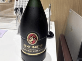 ブランデー／REMY MARTIN：ナポレオン エクストラオールド 黒ボトルなど3点