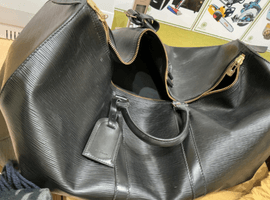 LOUIS VUITTON ：エピキーポル55など6点（神奈川県横浜市泉区よりご来店・店頭買取）｜ブランド品の高価買取なら【バイセル】