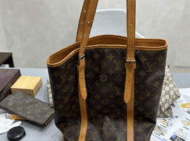 LOUIS VUITTON ：モノグラムバケット GMなど3点