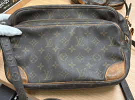 LOUIS VUITTON ：モノグラムナイルなど5点（愛知県知多郡阿久比町よりご来店・店頭買取）｜ブランド品の高価買取なら【バイセル】