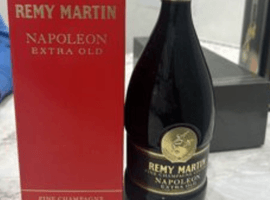 ブランデー／REMY MARTIN：ナポレオン エクストラ オールド ゴールドエンブレムなど3点