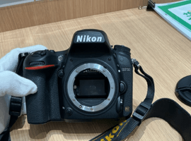 デジタル一眼レフカメラ／Nikon：D750など5点