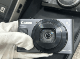 デジタルカメラ/Canon:PowerShot SX620 HS ブラックなど3点