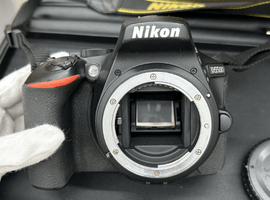 デジタル一眼レフカメラ／Nikon：D5500 ボディ ブラックなど4点
