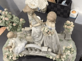 ガラス製品：リヤドロ／架け橋など2点