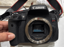 デジタル一眼レフカメラ／Canon：EOS Kiss X8i ボディなど4点（長野県長野市よりご来店・店頭買取）｜カメラの高価買取なら【バイセル】
