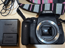 デジタル一眼レフカメラ／Canon：EOS Kiss X8i ボディなど6点