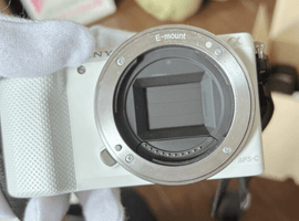 SONY：ボディ／SONY：ボディなど3点