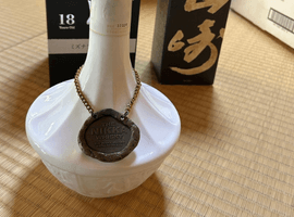 ウイスキー／NIKKA：鶴 白陶器（状態ランク：D）など3点