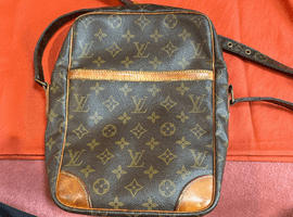 LOUIS VUITTON / モノグラム / ダヌーブ MM / M45264 / 状態ランク:BCなど2点