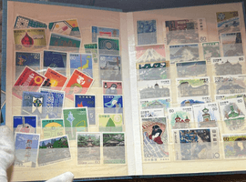 愛の血液助け合い運動/切手趣味週間「指(伊東深水)」など