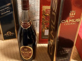 ブランデー／CAMUS：グランド VSOP グリーンボトル_状態ランク：Cなど3点（岐阜県瑞浪市・出張買取）｜お酒の高価買取なら【バイセル】