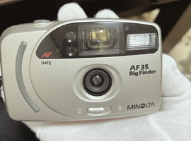 MINOLTA：ボディ／Nikon：ボディなど4点