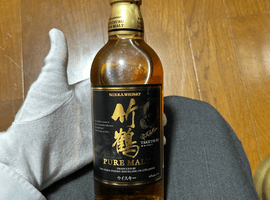 ウイスキー／NIKKA：竹鶴 ピュアモルト ブラックラベル_状態ランク：Dなど3点（広島県江田島市・出張買取）｜お酒の高価買取なら【バイセル】
