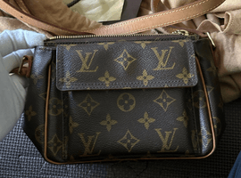 LOUIS VUITTON / モノグラム / ヴィバシテ PM / M51165 / 状態ランク：ABなど2点(福岡県福岡市城南区・出張買取）｜ブランドの高価買取ならバイセル