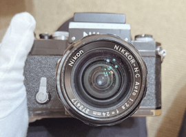 Nikon：F ウエストレベル ボディ＋NIKKOR-N.C Auto 24mm F2.8／KONICA：コニカ S III KONICAなど2点