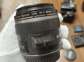 Canon：EF-S 60mm F2.8 MACRO USMなど4点