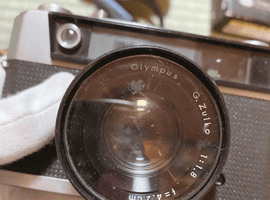 OLYMPUS：ボディ／PENTAX：交換レンズ付きボディなど5点