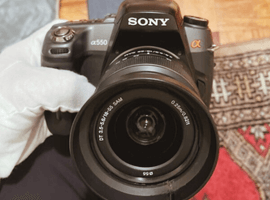SONY：交換レンズ付きボディ／SONY：交換レンズ付きボディなど3点