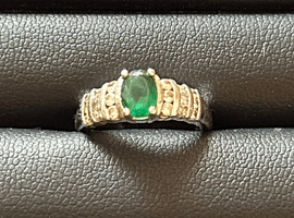 Pt900 / エメラルド / 0.95ct / メレダイヤ / 0.42ctなど2点