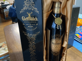 ウイスキー：Glenfiddich（18年 エクセレンス）／ウイスキー：Glenfiddich（クラシック）など2点