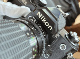 Nikon：NEW FM2 ブラック ボディ＋80-200mm F3.5-4／Nikon：F4＋Ai Micro NIKKOR 105mm F4など2点