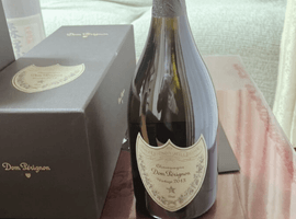 ワイン：Dom Pérignon（ヴィンテージ 2013）／焼酎：森伊蔵（かめ壺焼酎）など4点