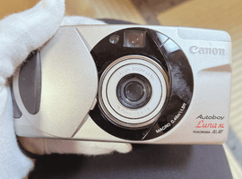 Canon：ボディ／MINOLTA：交換レンズ付きボディなど3点