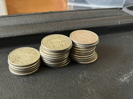 100円硬貨類など4点