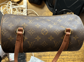 LOUIS VUITTON / モノグラム / パピヨン 26 旧旧型 / M51366 / 状態ランク：Bなど3点